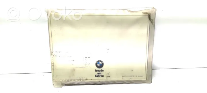BMW 5 E34 Serviso knygelė 