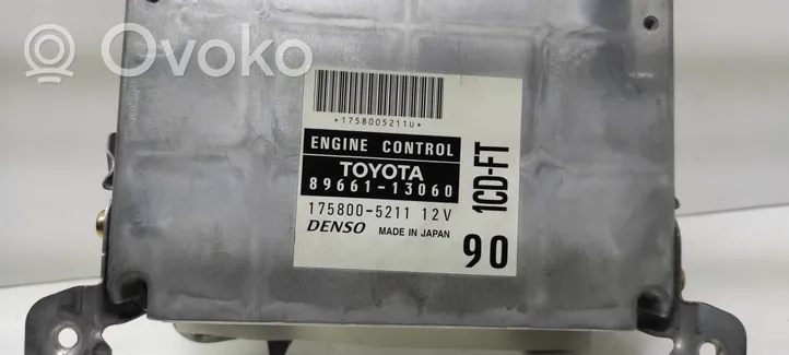 Toyota Corolla Verso E121 Centralina/modulo del motore 8966113060