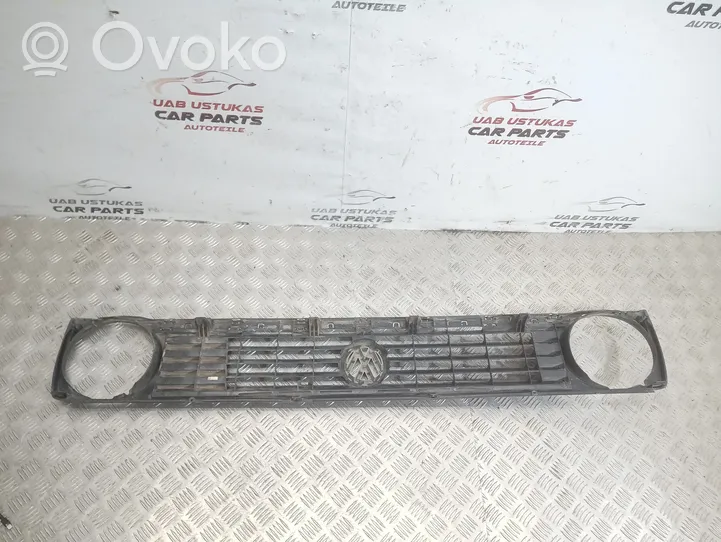 Volkswagen Golf II Grille calandre supérieure de pare-chocs avant 