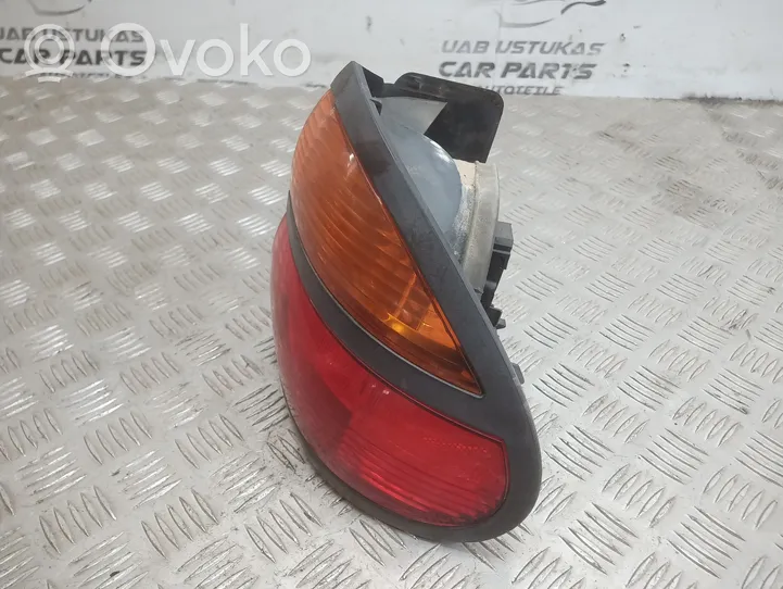 Renault Laguna I Rear/tail lights 