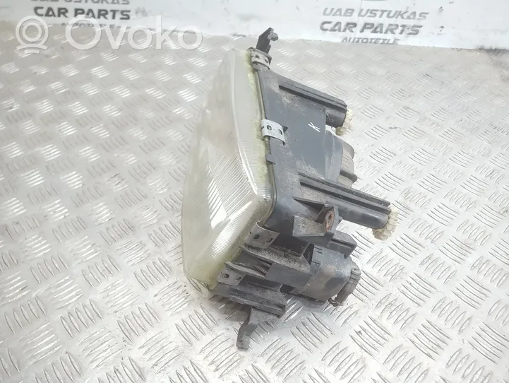 Volkswagen PASSAT B3 Lampa przednia 