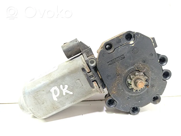 Renault Laguna I Front door window regulator motor 400370D