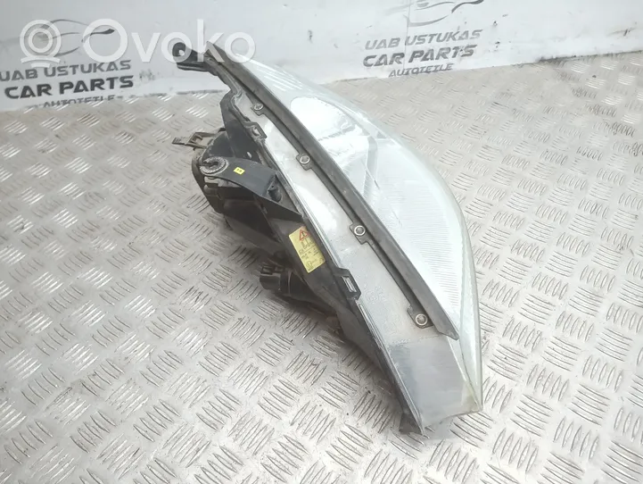 Ford Focus Lampa przednia 