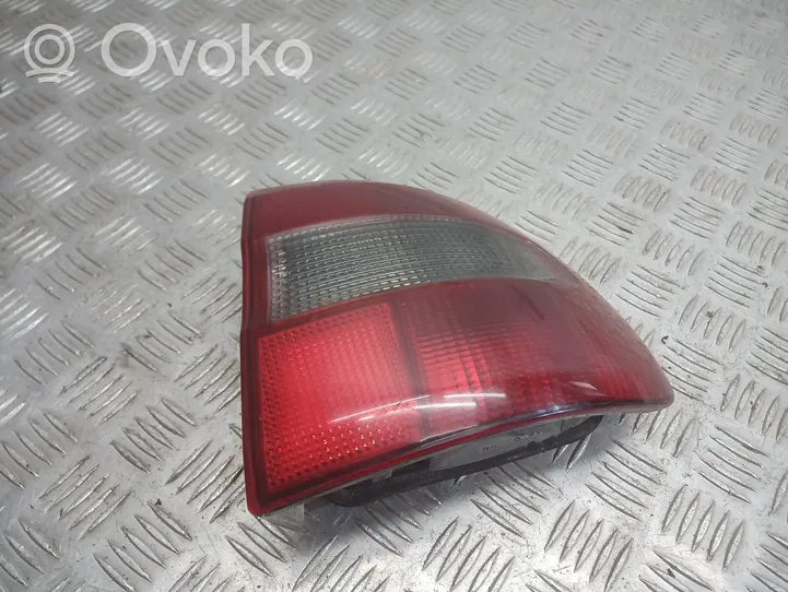 Volvo S40, V40 Lampa tylna 