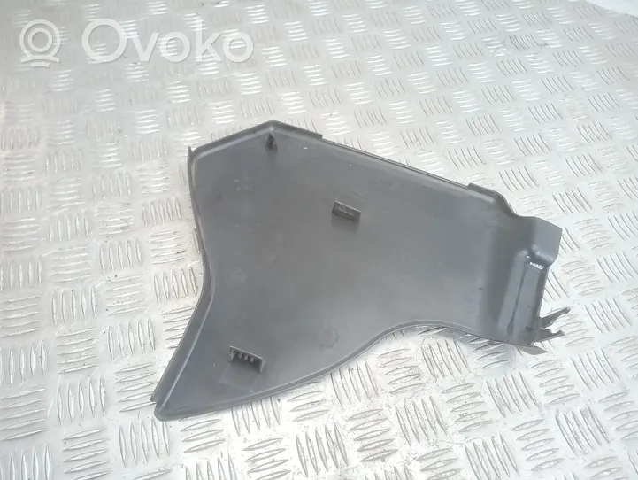 Audi A4 S4 B5 8D Kita variklio skyriaus detalė 058133849A