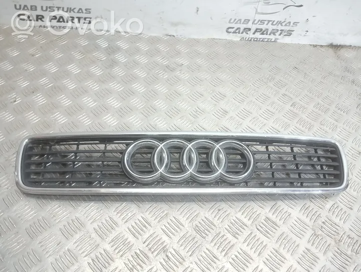 Audi A4 S4 B5 8D Maskownica / Grill / Atrapa górna chłodnicy 8D0853651J