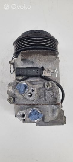Mercedes-Benz C W205 Ilmastointilaitteen kompressorin pumppu (A/C) A0008304002