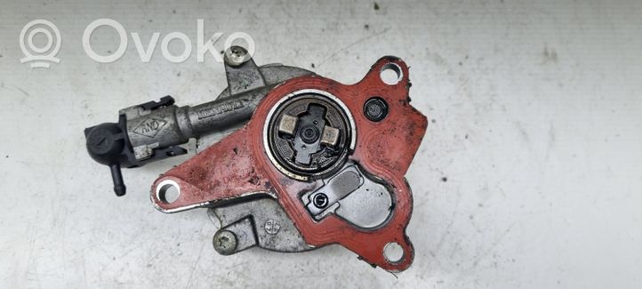 Renault Master II Vacuum pump 8200781547