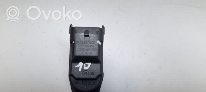 Opel Corsa D Nokka-akselin asentoanturi 93310500