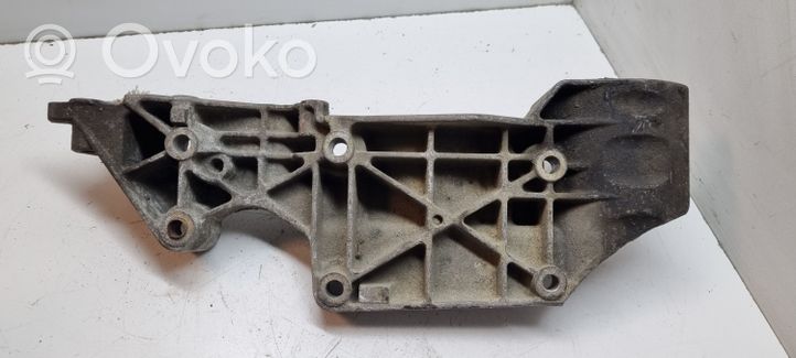 Volkswagen Multivan T5 Generator/alternator bracket 045903148F