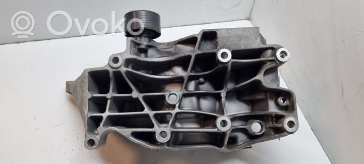 BMW 7 F01 F02 F03 F04 Support de générateur / alternateur 139920