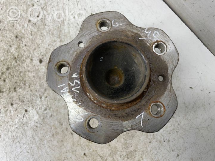 Nissan Qashqai Rear wheel hub 