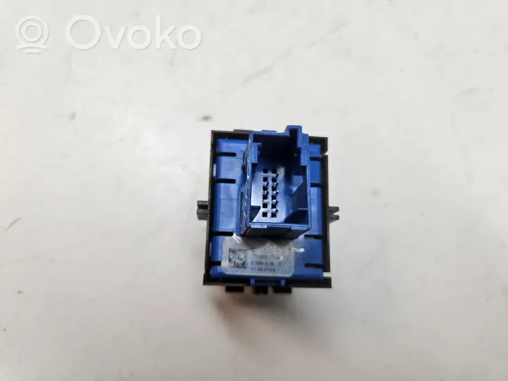 Citroen C5 Aircross Interrupteur, commande de frein de stationnement 9813146377