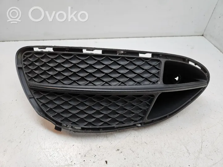 Mercedes-Benz E W212 Front bumper lower grill A2128851922