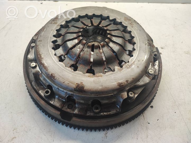 Opel Vivaro Clutch set kit 8200509932B