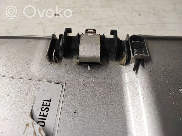 Opel Vivaro Fuel tank cap 8200030800