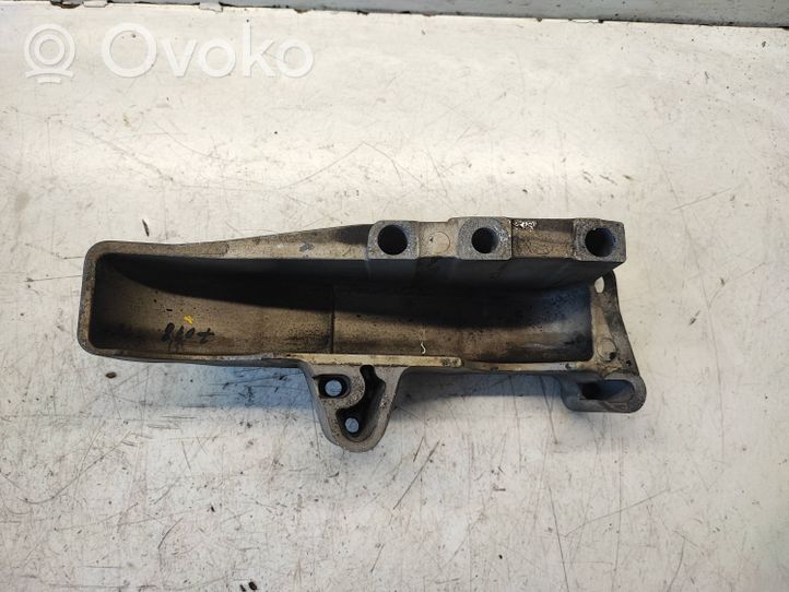 Renault Trafic II (X83) Support, suspension du moteur 8200140436