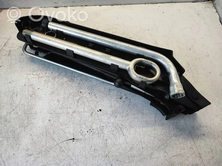 Volkswagen Transporter - Caravelle T5 Lift Jack 7H0012113