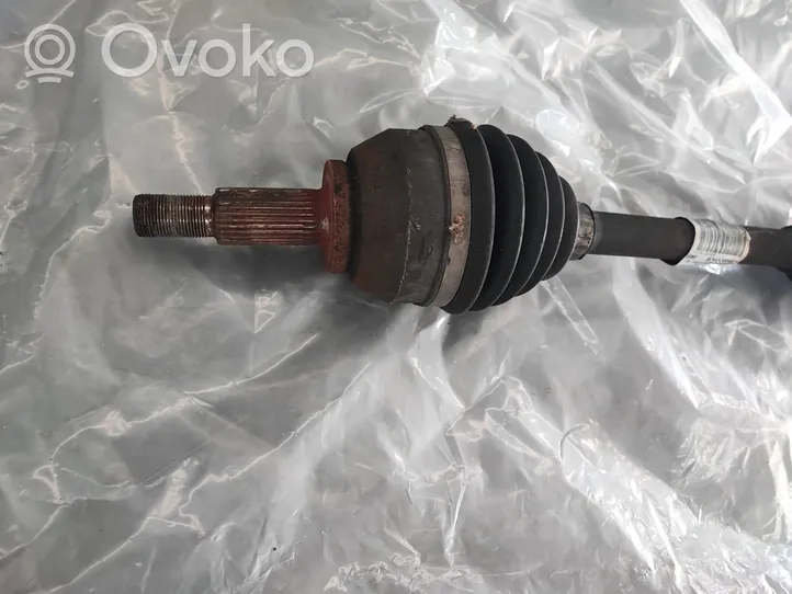 Opel Vivaro Front driveshaft 391018696R