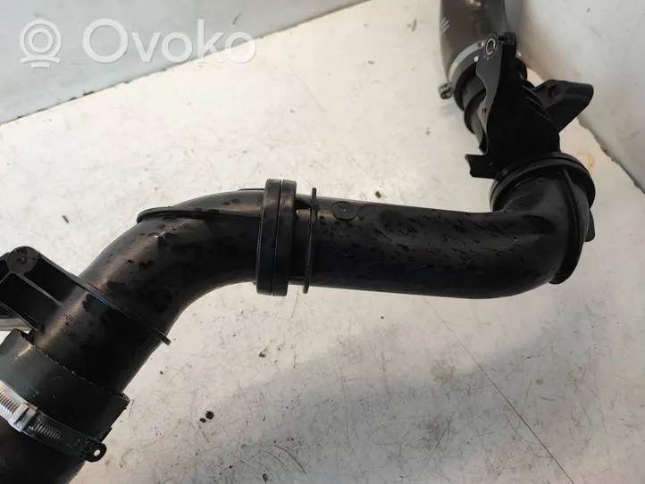 Opel Vivaro Tube d'admission de tuyau de refroidisseur intermédiaire 144601915R