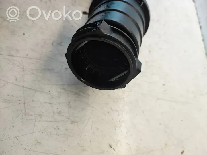 Opel Vivaro Tube d'admission de tuyau de refroidisseur intermédiaire 144601915R