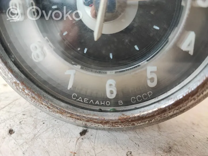 GAZ 21 Reloj 686068