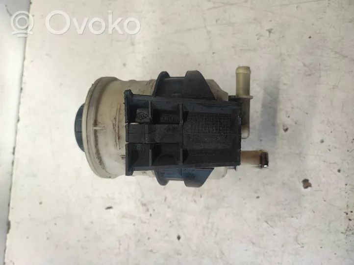 Opel Vivaro Réservoir de liquide de direction assistée 7700782884