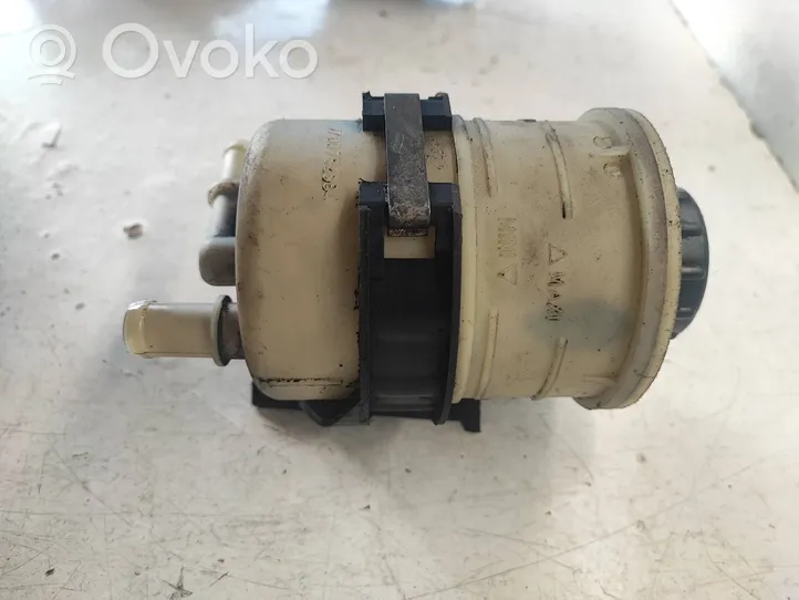 Opel Vivaro Réservoir de liquide de direction assistée 7700782884