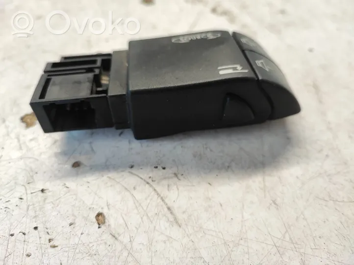 Opel Vivaro Multifunctional control switch/knob 8200009040