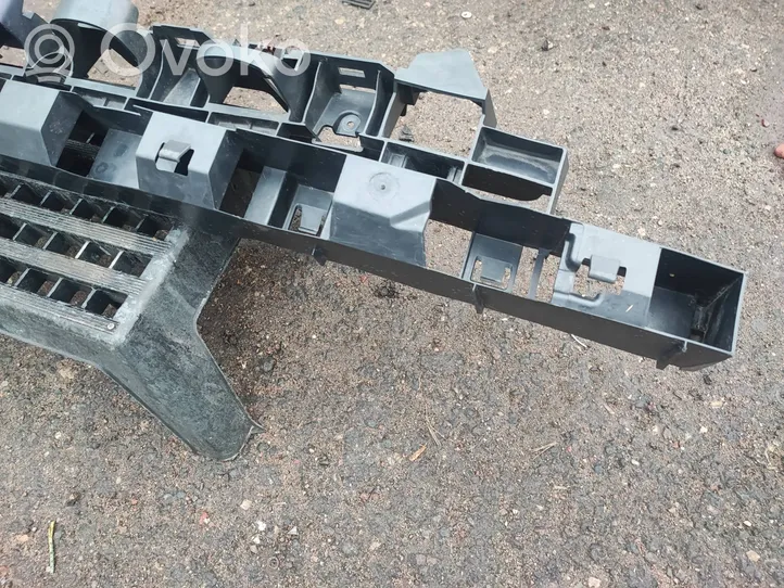 Opel Vivaro Front bumper support beam 620905080B