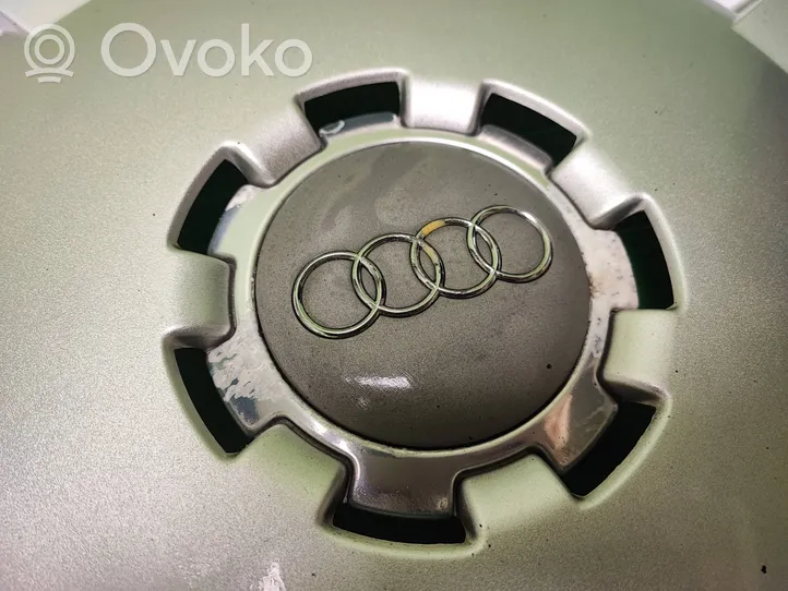 Audi A4 S4 B6 8E 8H R16-pölykapseli 8P0601147A