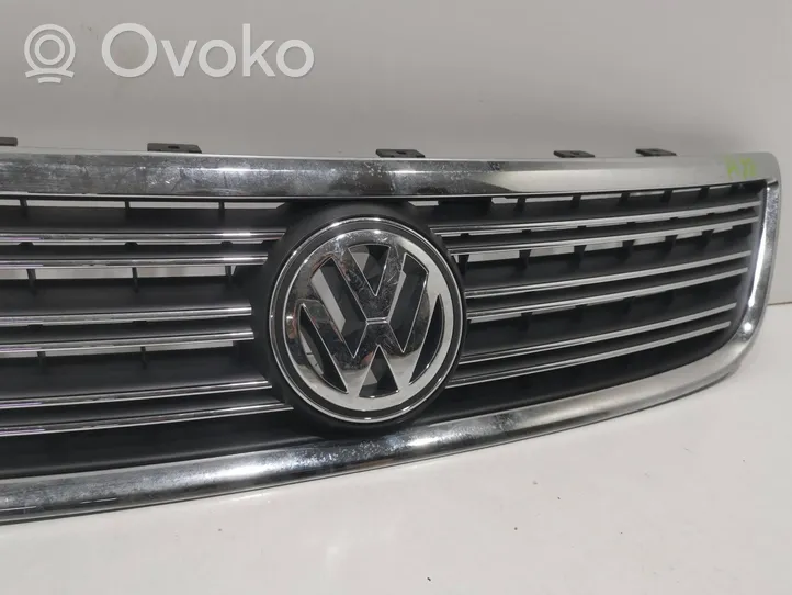 Volkswagen Phaeton Grotelės priekinės 3D0853651H