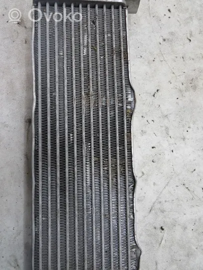 Toyota Auris E180 Radiateur d'huile moteur 71619001