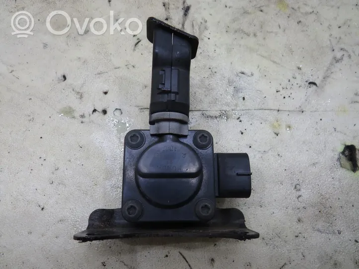 Honda Civic IX Turboahtimen magneettiventtiili 12N07