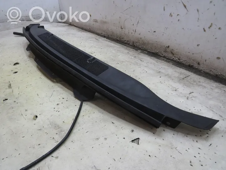 Opel Zafira C Wiper trim 39001271