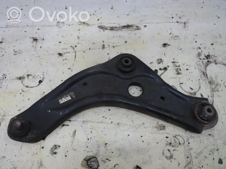 Nissan Qashqai Priekinė svirtis 3084514