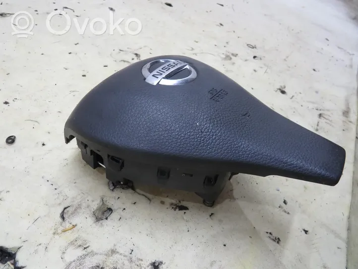 Nissan X-Trail T32 Steering wheel airbag PM4C1161117388