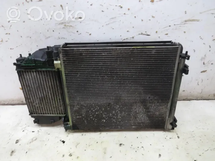 Nissan X-Trail T32 Coolant radiator 921009251R