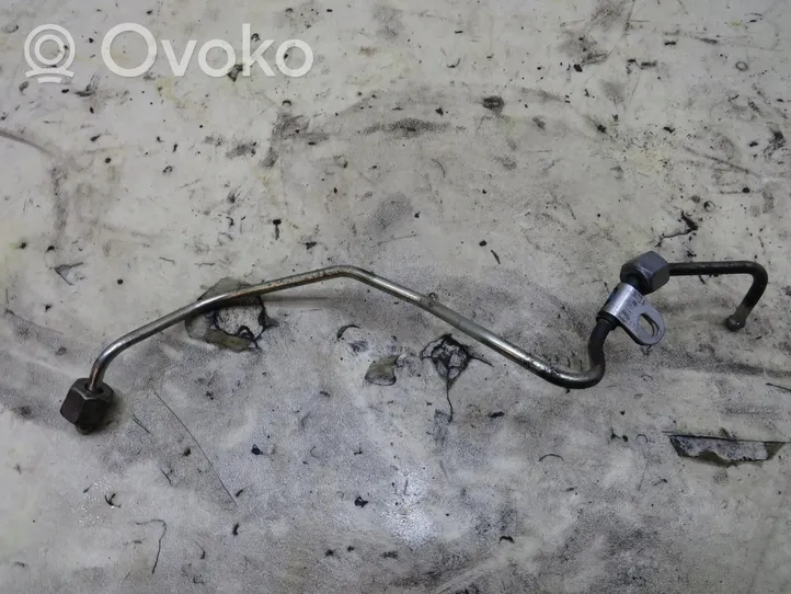 Nissan X-Trail T32 Fuel line pipe 7782