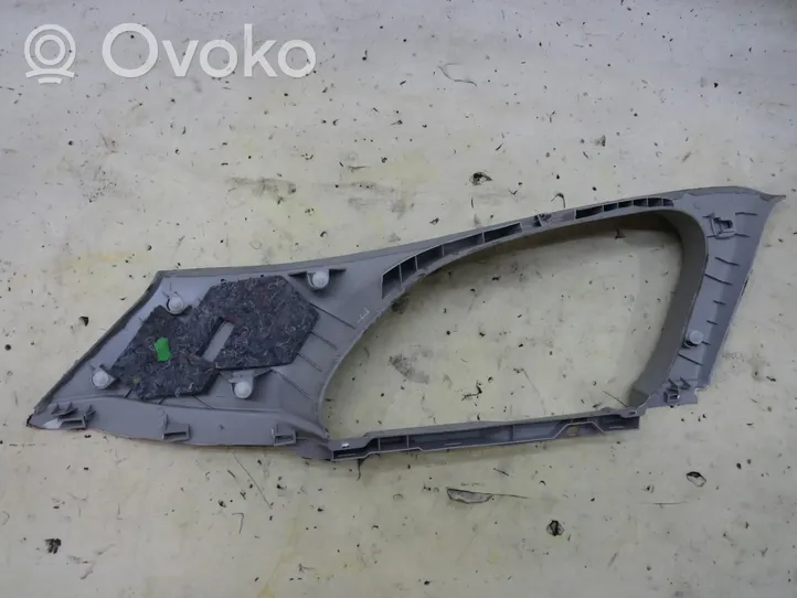 Toyota Avensis T270 Inne części wnętrza samochodu 62471-05140