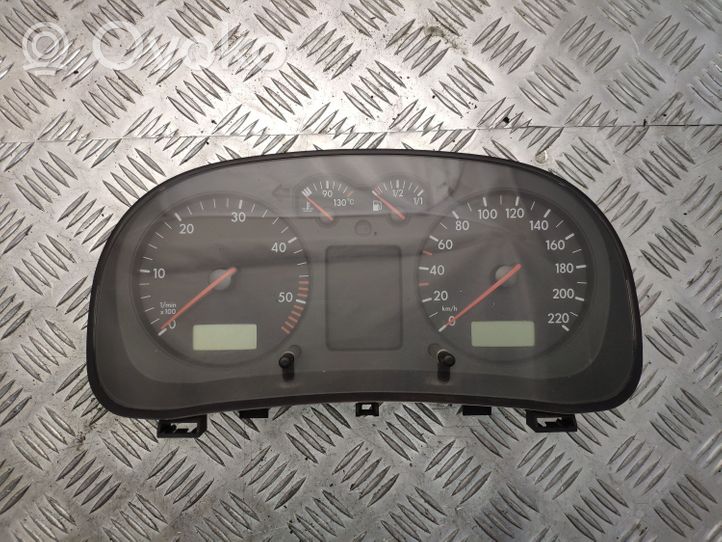 Volkswagen Golf IV Speedometer (instrument cluster) 1J0920801E