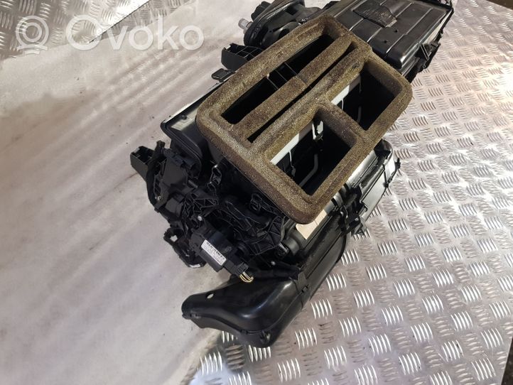 Ford Mustang VI Salono oro mazgo komplektas FR3B19B555CY