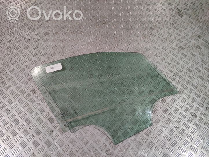 Buick Encore I Front windscreen/windshield window 95207985