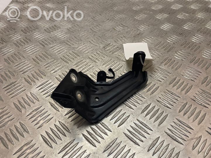 BMW X4 G02 Supporto di montaggio del parafango 7400220