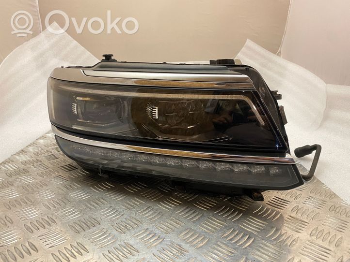 Volkswagen Tiguan Headlight/headlamp 5NC941082A