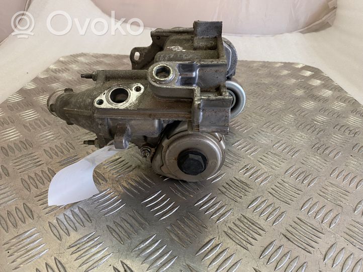 Toyota RAV 4 (XA40) Pompe de circulation d'eau 2241000432