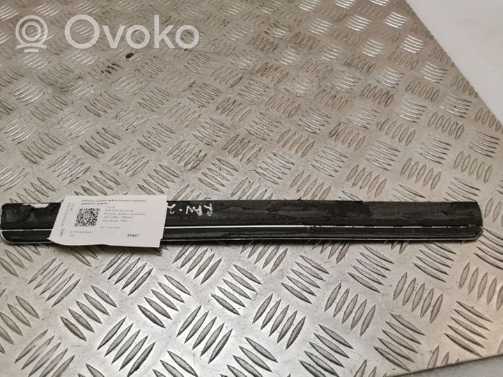 Toyota RAV 4 (XA40) Side skirt front trim 