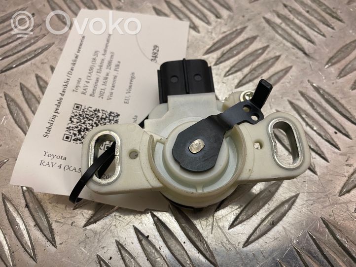 Toyota RAV 4 (XA50) Interruttore del pedale del freno 8951033030