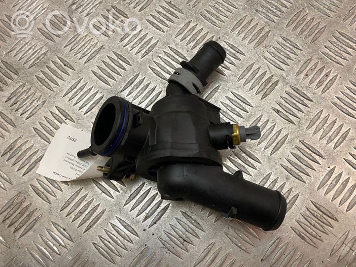 Ford Kuga III Thermostat/thermostat housing HG9Q9K478CA