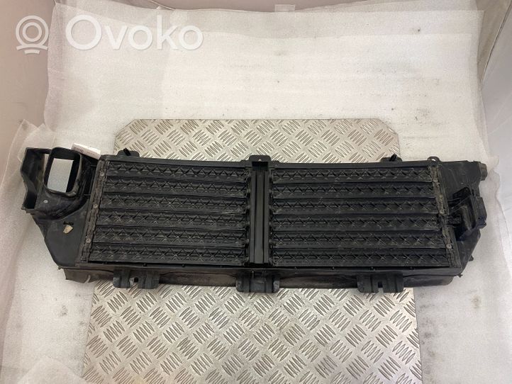 Volvo XC90 Wlot / Kanał powietrza intercoolera 31455461